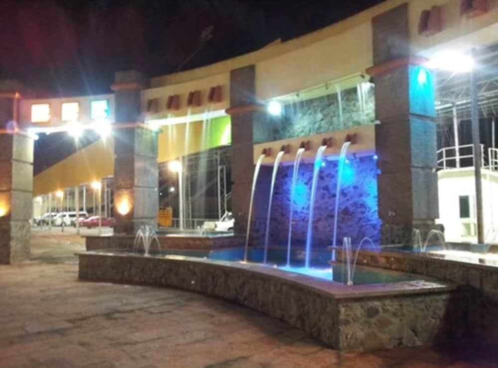 Hipico Inn Hotel Poza Rica Екстер'єр фото