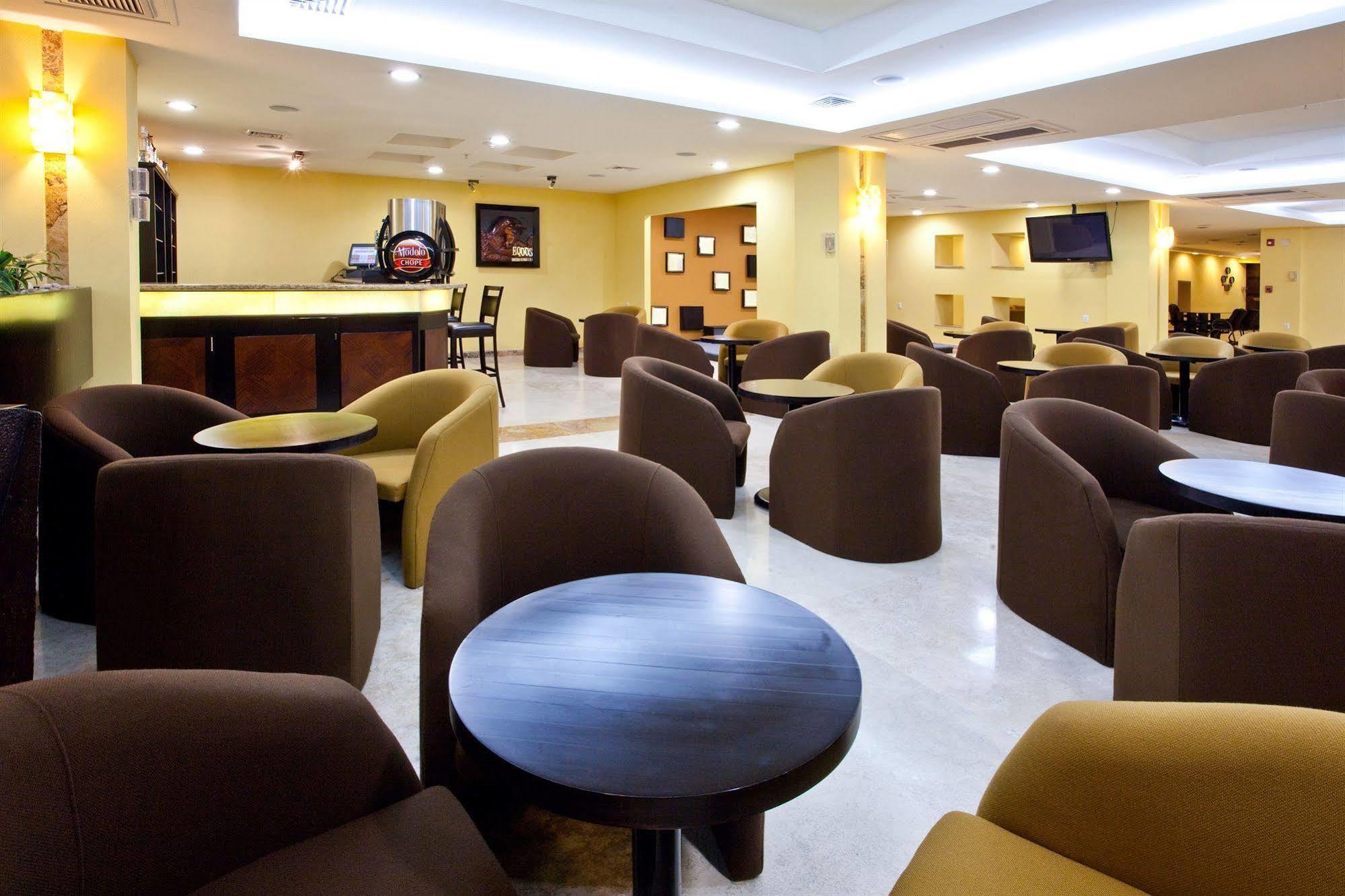 Hipico Inn Hotel Poza Rica Ресторан фото