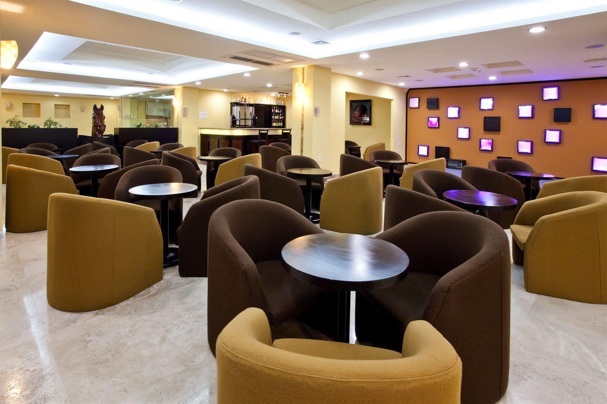 Hipico Inn Hotel Poza Rica Ресторан фото